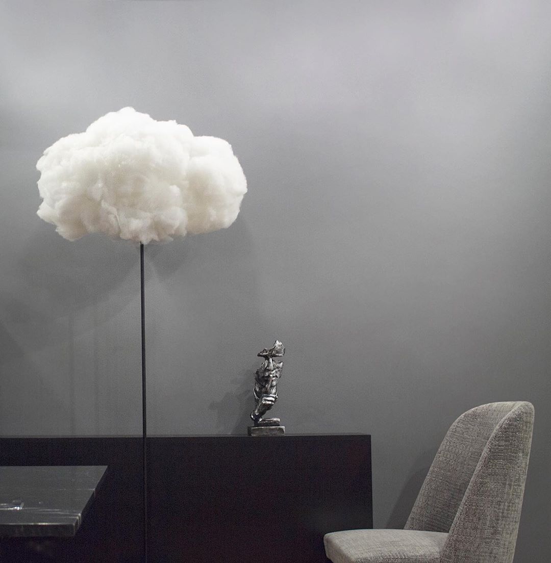 Bouffee Cloud Stehleuchte (Standbein: schwarz) + Fernbedienung - Bouffee Cloud